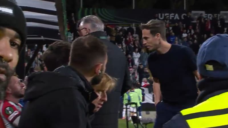 Grosse tension en Ligue conférence: l'entraîneur du Rayo s'embrouille avec son joueur et quitte le stade