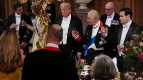 Le président américain Donald Trump et le roi Charles III de Grande-Bretagne assistent à un banquet officiel au château de Windsor, à Windsor, le 17 septembre 2025, lors de la deuxième visite officielle du président américain.