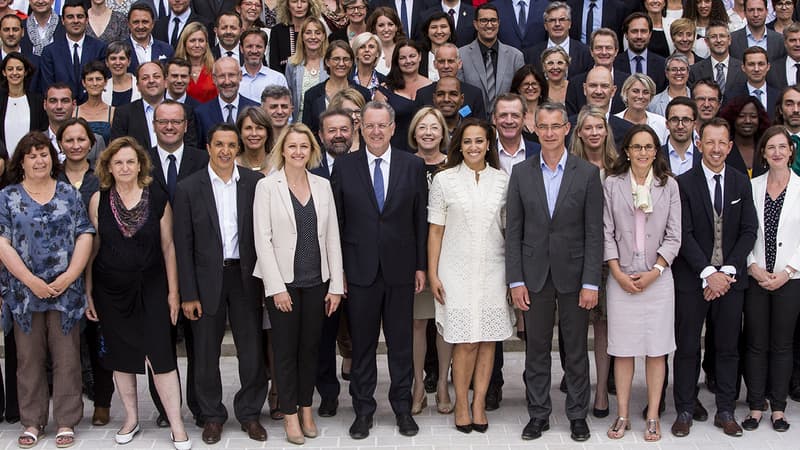Des députés La République en Marche, derrière le président de groupe à l'Assemblée, Richard Ferrand (en bas, au centre).