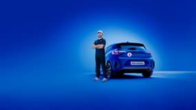 Le dispositif "safety car" peut limite la vitesse des Clio à 110 km/h pour les jeunes conducteurs, avec comme ambassadeur le pilote de F1 français Pierre Gasly.