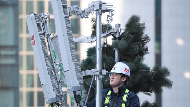 70 maires et élus proposent un moratoire sur le déploiement de la 5G au moins jusqu'à l'été 2021
