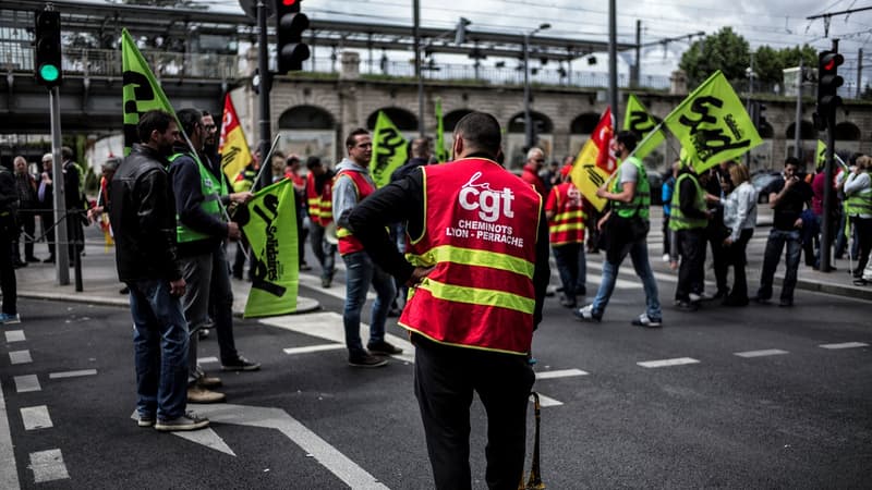 Une majorité de Français désapprouve désormais la poursuite des grèves contre la loi Travail