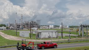 Les abords de l’usine chimique Denka de Reserve, en Louisiane, le 12 août 2021, dans la région surnommée "Cancer Alley".
