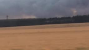 Fumée noire aux abords de l'aéroport de Roissy-Charles-de-Gaulle - Témoins BFMTV