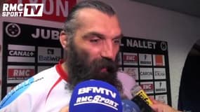 Jubilé Chabal/Nallet : Chabal termine par une blessure