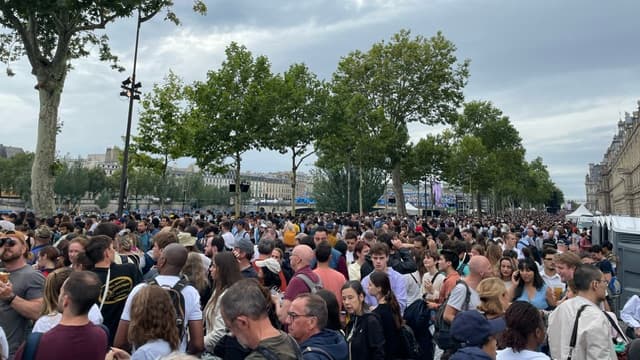 Les spectateurs au Louvre lors de la cérémonie d'ouverture des JO de Paris 2024. Les spectateurs au Louvre lors de la cérémonie d'ouverture des JO de Paris 2024.