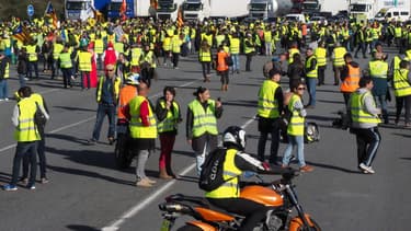 Blocage des gilets jaunes sur l'autoroute A9 à Le Boulou (Pyrénées Orientales), le 22 décembre 2018.