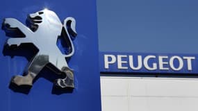 PSA Peugeot Citroën évoque "le contexte économique difficile" pour justifier la fermeture d'un de ses sites.
