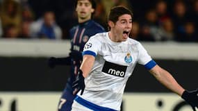 Transféré du FC Porto à Monaco, James Rodriguez affrontera à nouveau le PSG la saison prochaine, en Ligue 1