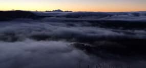 Ain: une impressionnante mer de nuages vue depuis Le Crêt de Chalam - Témoins BFMTV