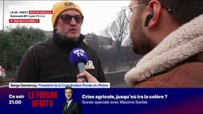 "On est là en soutien avec nos collègues de Paris": les agriculteurs bloquent la M7 au sud de la région lyonnaise