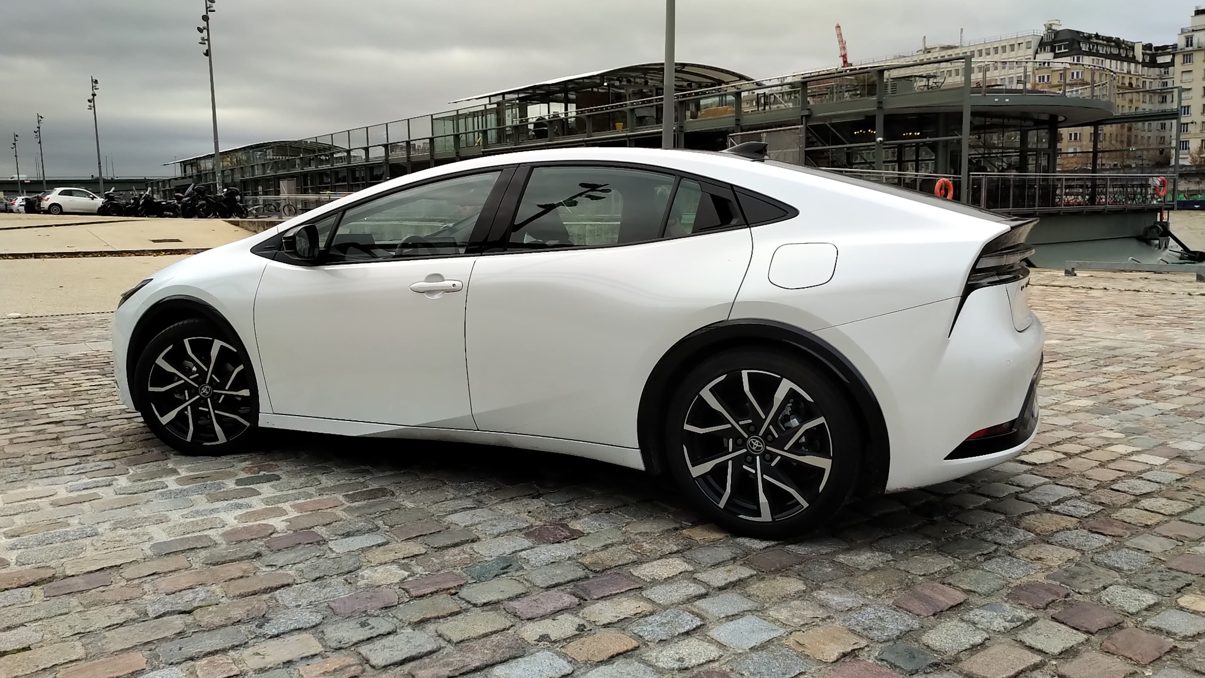 Essai - Toyota Prius 5: renaissance d’une icône?