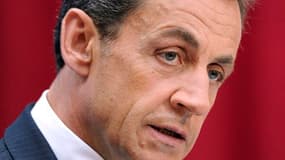 Visé par plusieurs perquisitions effectuées mardi, Nicolas Sarkozy est plus que jamais en ligne de mire dans l'enquête sur la fortune de l'héritière de L'Oréal Liliane Bettencourt. /Photo d'archives/REUTERS/Eric Feferberg/Pool