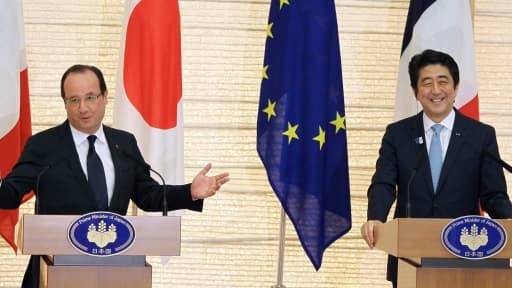 François Hollande et Shinzo Abe lors de leur conférence de presse commune