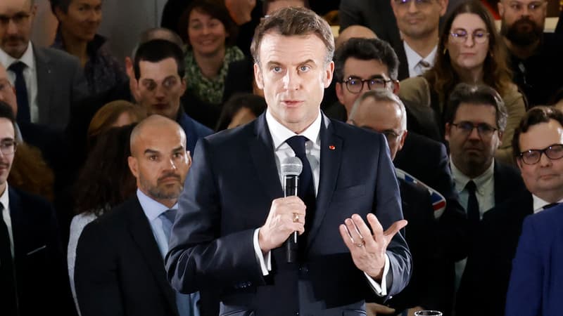 JO de Paris 2024 (J-500): ce qu'a dit Emmanuel Macron lors de sa visite aux acteurs de l'Etat