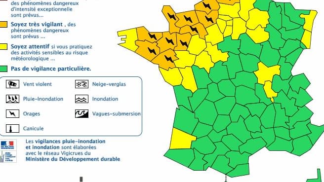 Météo France a placé en vigilance orange orages 13 départements du nord-ouest de la France. 