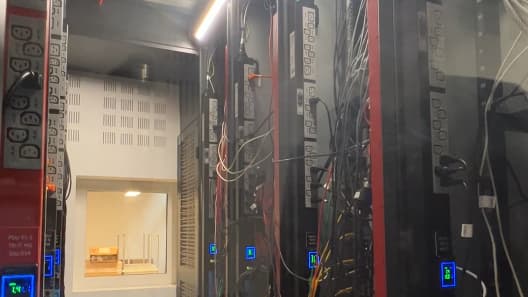 TeamTo héberge ses propres data centers

