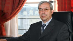 Gilbert Azibert, avocat général à la Cour de cassation, dans son bureau alors qu'il était secrétaire général au ministère de la Justice, en 2008.