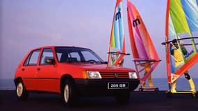 La Peugeot 205 a été commercialisée de 1983 à 1998.