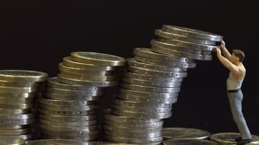 La dette française a dépassé, au deuxième trimestre 2014, les 2.000 milliards d'euros.