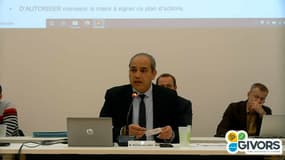 La maire de Givors lors du dernier conseil municipal, jeudi 1er décembre.