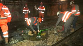 Crue à Paris : comment la SNCF tente de protéger le RER C 