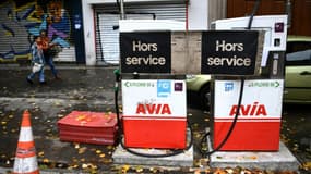 Une station-service à Paris, le 15 octobre 2022