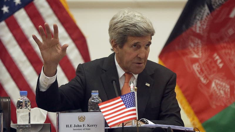 Le secrétaire d'Etat américain John Kerry, ce samedi, à Kaboul.