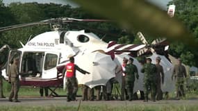 L’opération d’évacuation se poursuit en Thaïlande. 8 garçons ont déjà pu être sauvés