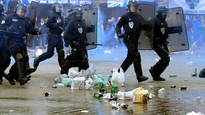 Lille : des tensions entre supporters d'Everton et policiers