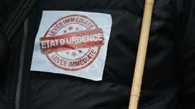 Les manifestations et pétitions contre l'état d'urgence se multiplient 