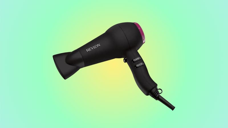 Ce sèche-cheveux ne coûte même pas 12 euros et il n'a rien à envier aux grandes marques