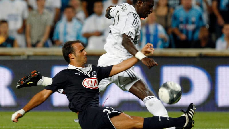 Le défenseur girondin regrette le départ de Laurent Blanc.