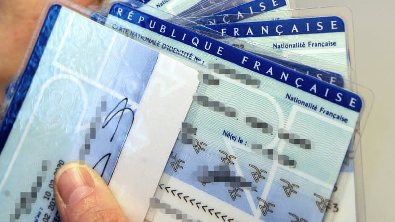 Les Français auront bientôt une carte d'identité électronique. (image d'illustration)