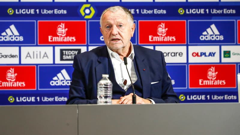 OL: Aulas a la "certitude de faire du bon travail", et compare la situation de Lyon... à celle de Liverpool