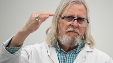Le Pr Didier Raoult à l'IHU de Marseille, le 20 avril 2022
