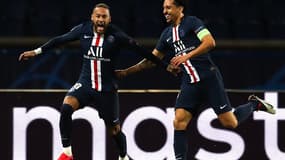 La joie de Neymar et Marquinhos contre Dortmund