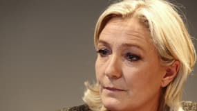 Marine Le Pen à Reims le 17 février, lors d'une visite de soutien au candidat local.