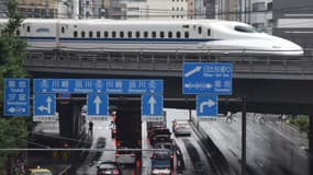 Les trains japonais sont particulièrement ponctuels. 