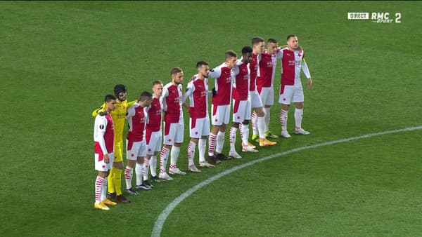 Les joueurs du Slavia n'ont pas mis genou à terreLes joueurs du Slavia n'ont pas mis genou à terre