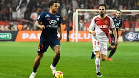 Memphis Depay et Cesc Fabregas