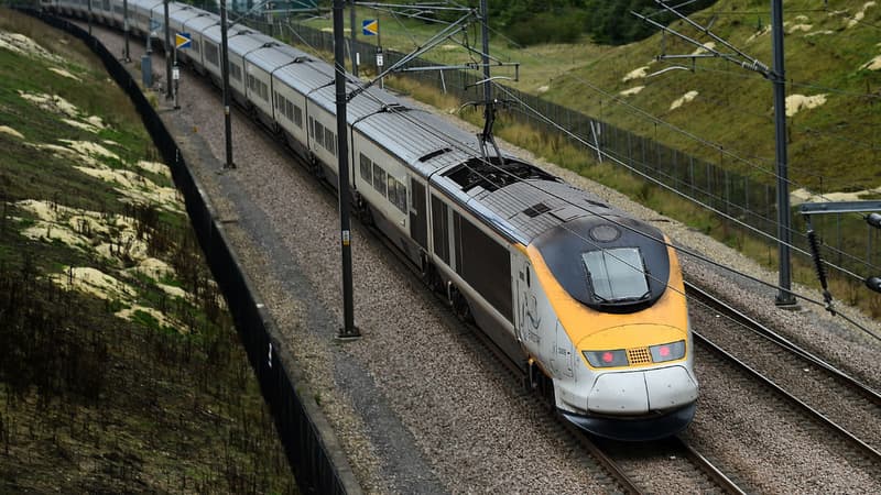 Un train Eurostar faisant la liaison Londres-Paris