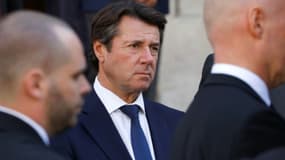 Le maire de Nice Christian Estrosi lors des funérailles de l'historien Max Gallo à Paris le 21 juillet 2017