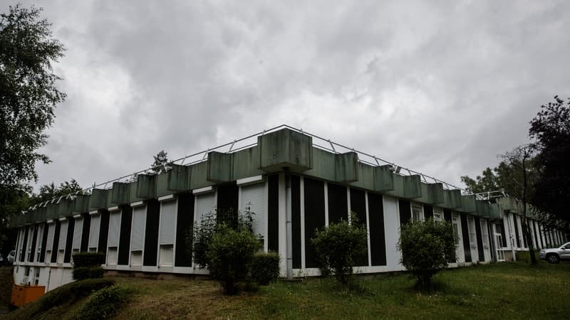 Le Centre de rétention administrative situé à Oissel.