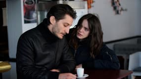 Pierre Niney et Stacy Martin dans "Amants"