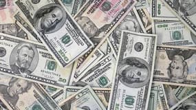 Des dollars américains