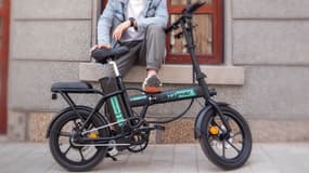 Ce vélo électrique voit son prix chuter drastiquement avec une remise 400€