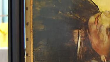 Photo non datée, publiée le 4 août 2016, montrant le tableau d'Edgar Degas "Portrait de femme" tel qu'il apparaît en train d'être scanné.