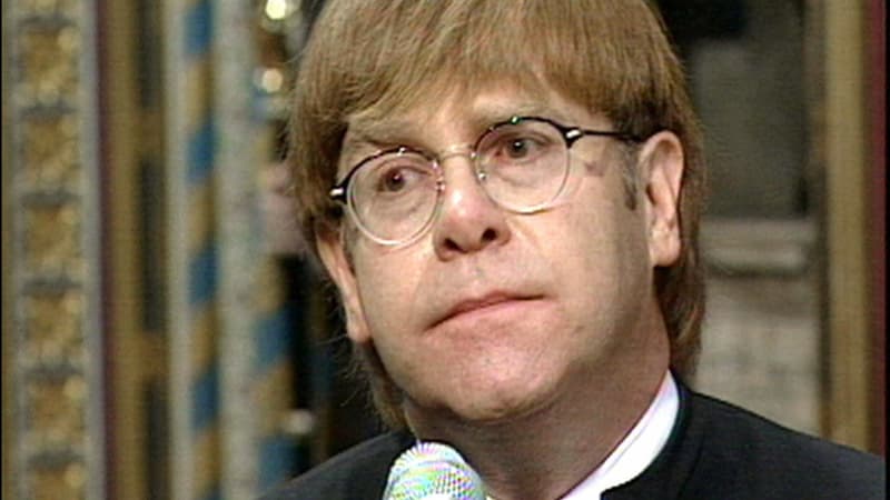 Elton John aux funérailles de Lady Di le 6 septembre 1997