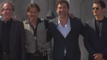 Geoffrey Rush, Johnny Depp, Javier Bardem et Orlando Bloom réunis à Disneyland Paris, le 14 mai 2017, pour la promotion de "Pirates des Caraïbes: la vengeance de Salazar"